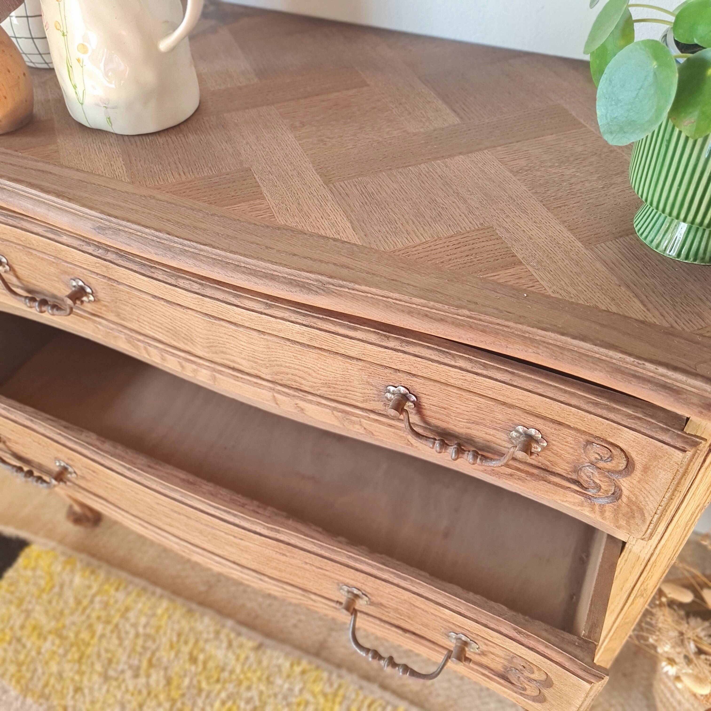 Antique commode with curved drawers - solid wood