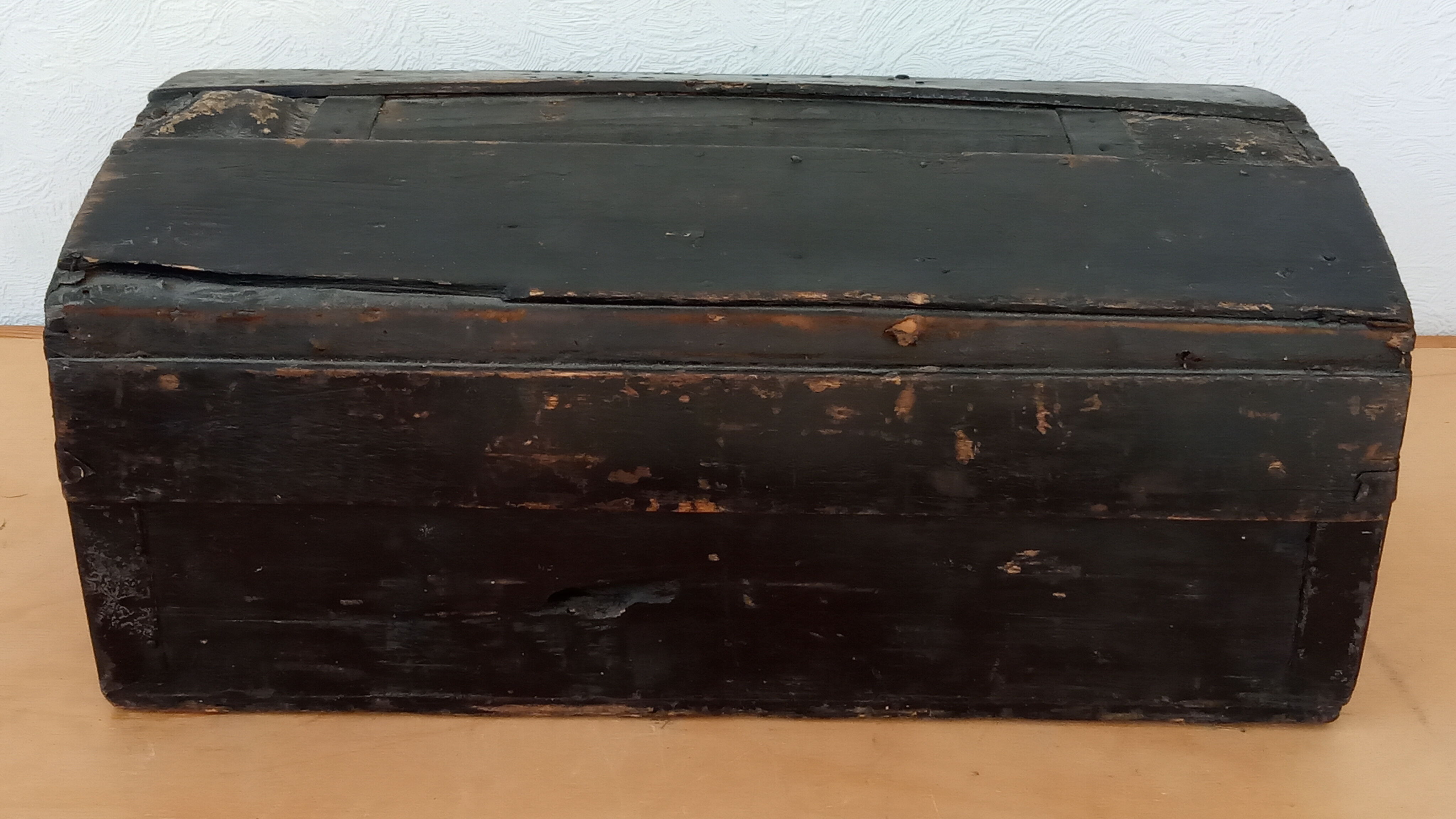 1900 travel trunk