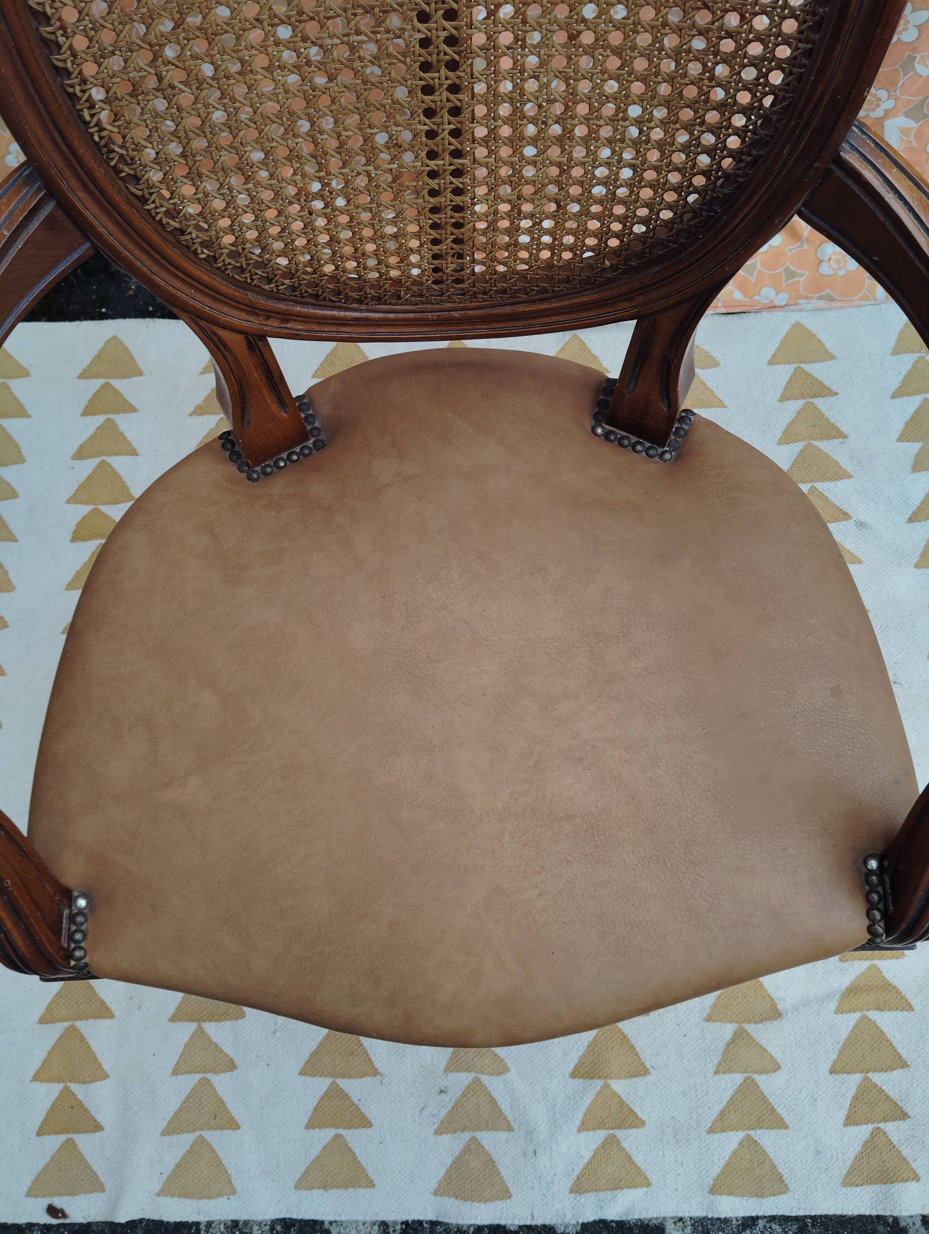 Fauteuil Louis XVI bois cannage