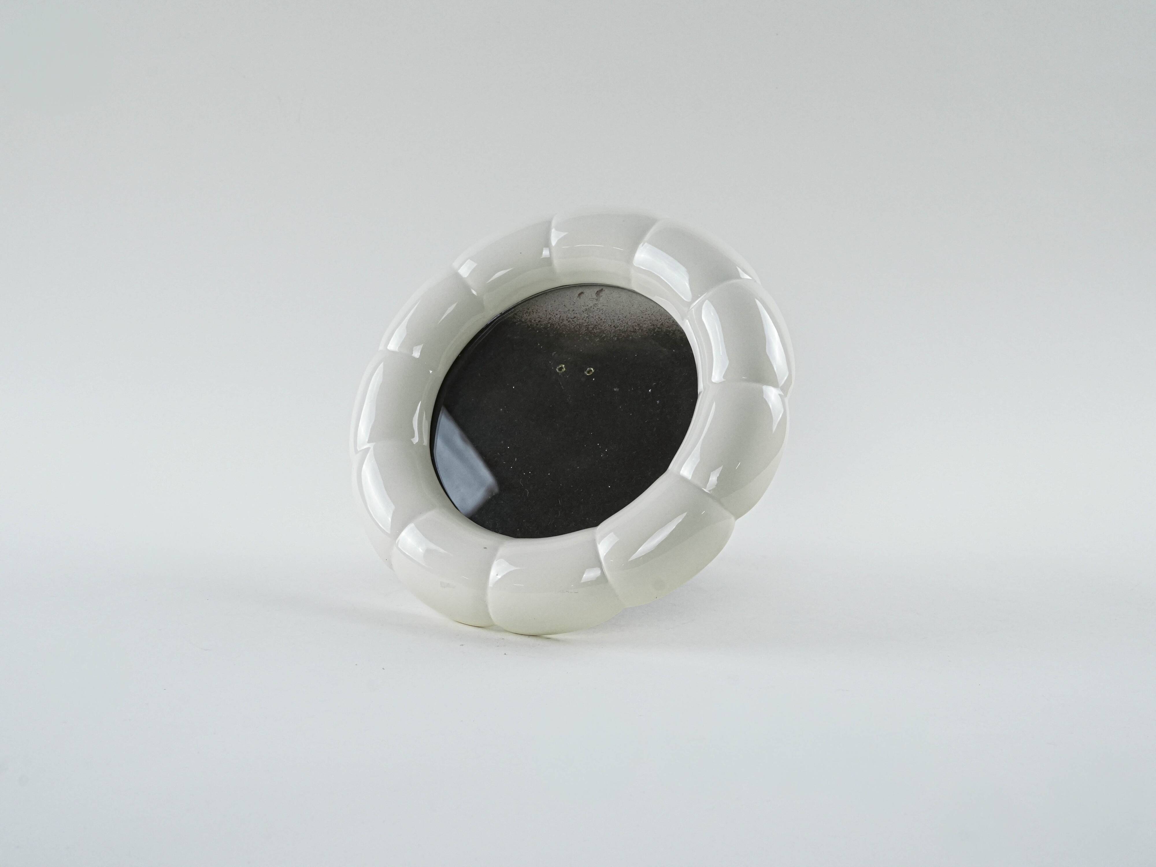 Decorative porcelain frame, Italian design, 1970s, production: Italy
