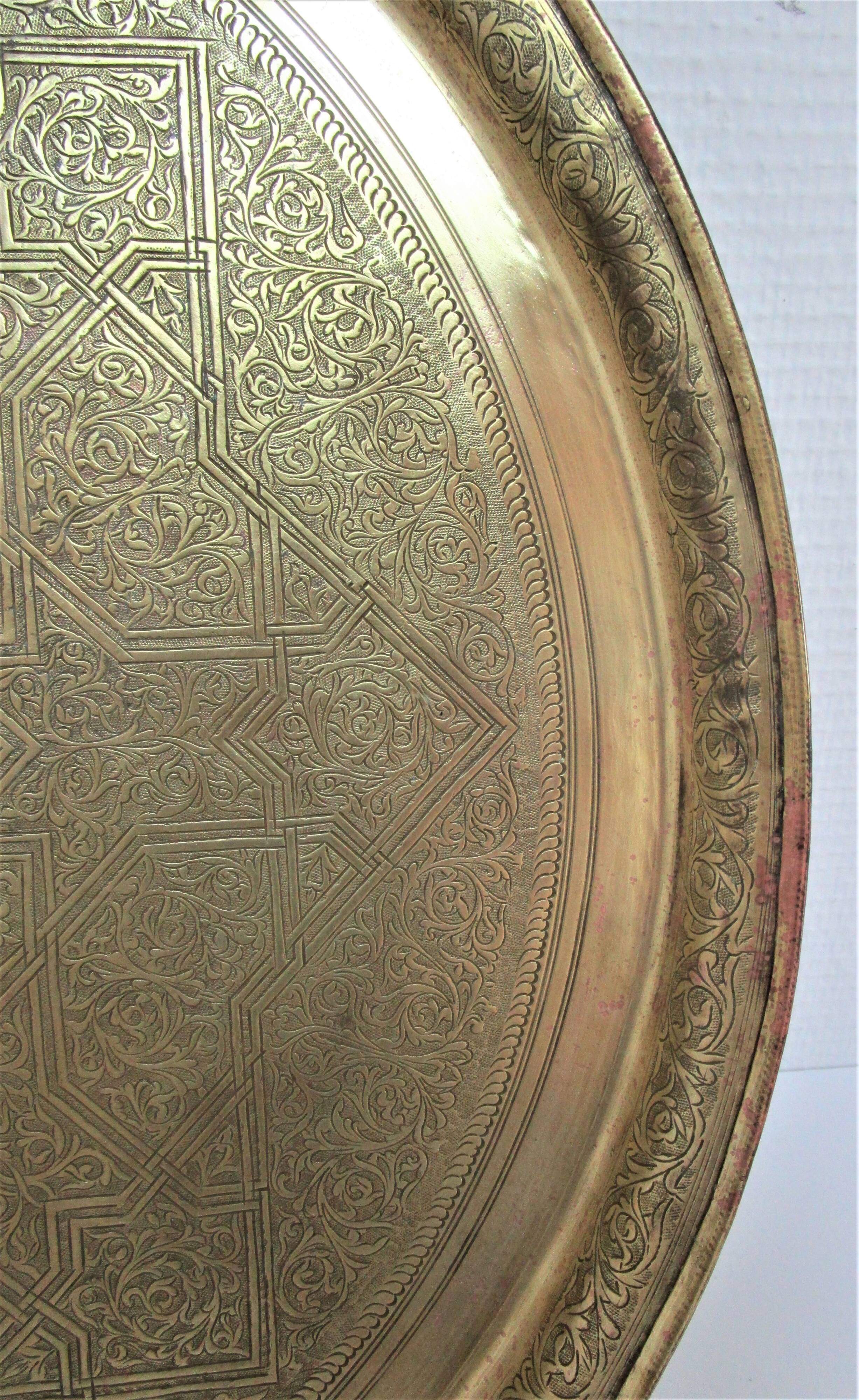 Oriental brass top leafy decoration xl diameter 48 cm vintage