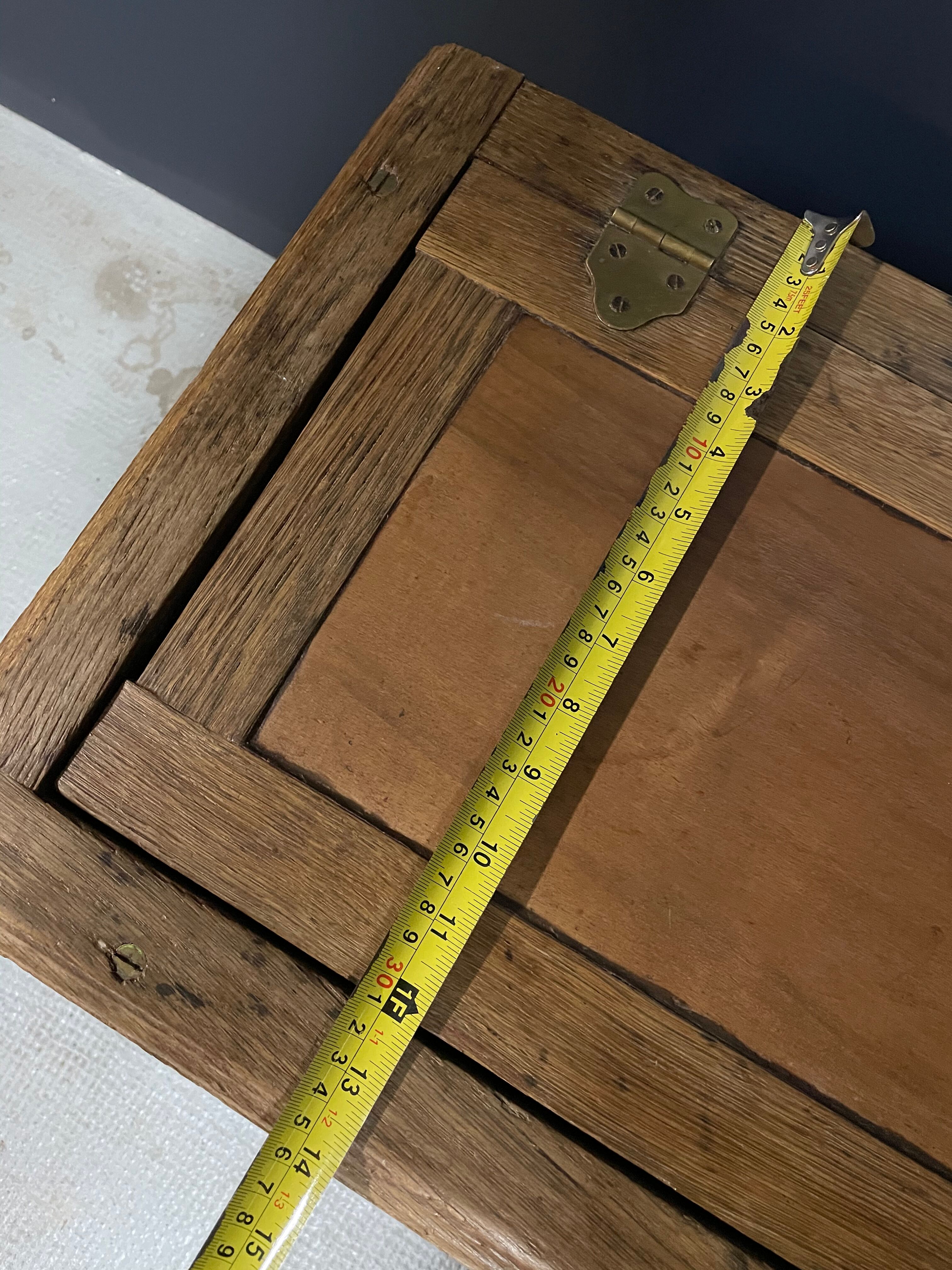 Ice old bistro trunk 1900 counter