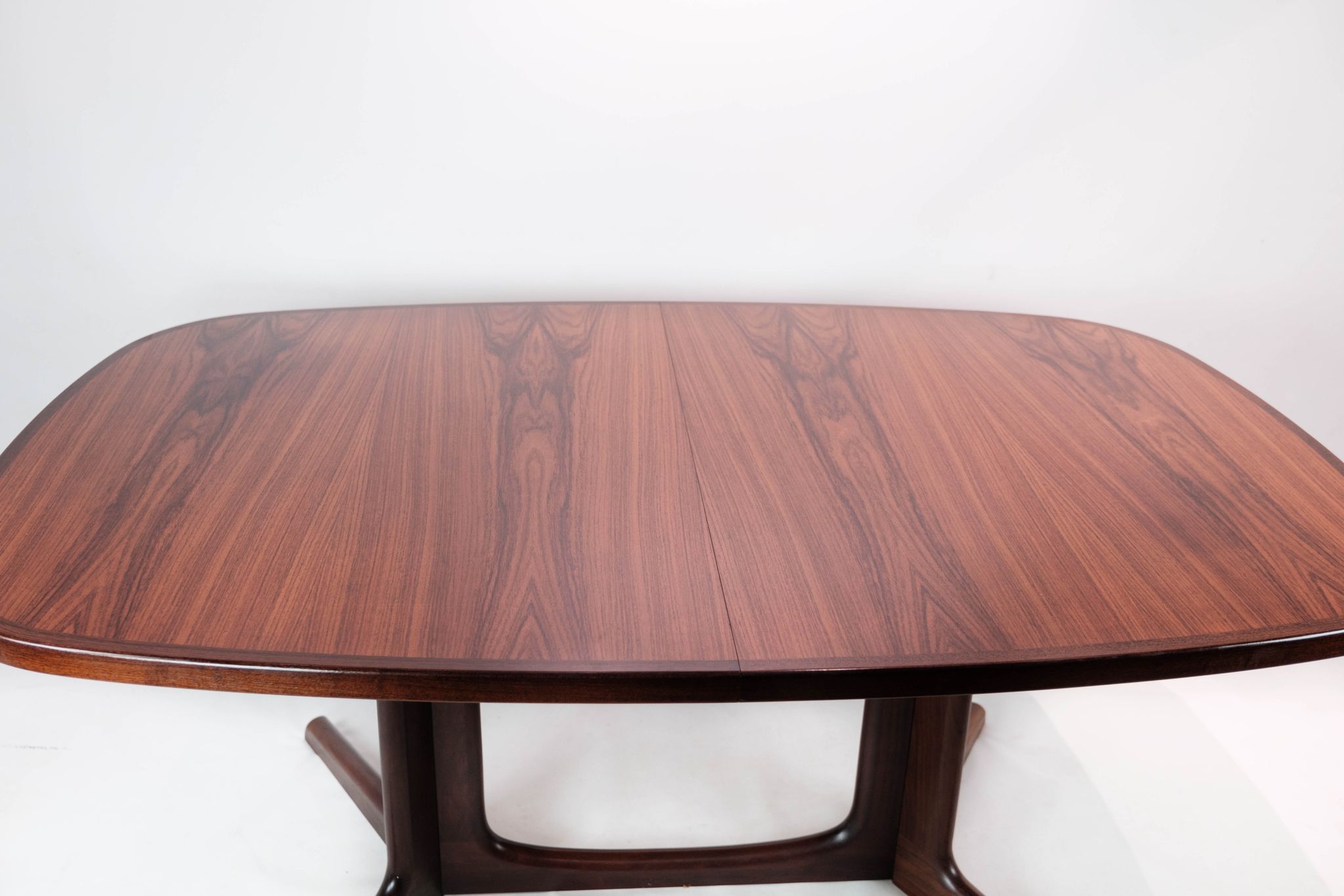Dining table in rosewood with extensions of Danish design by Gudme Furniture, 1960s