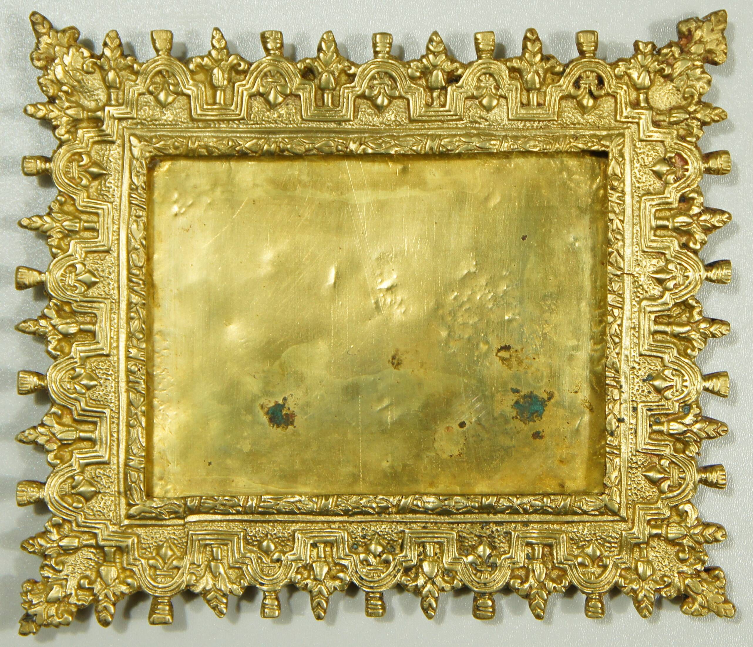 Photo frame "fleur de lys" in chiseled gilded bronze