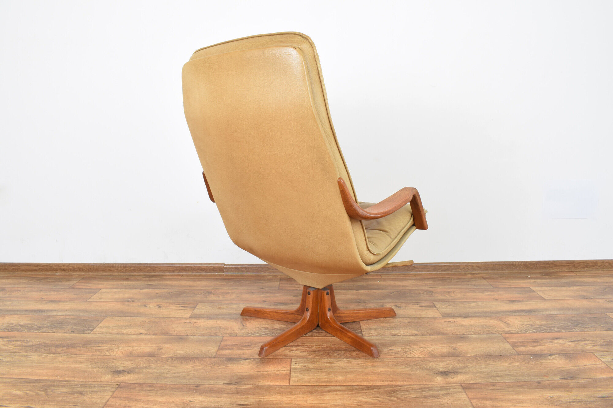 Mid-Century Office Chair with Ottoman from Berg Furniture, 1970s