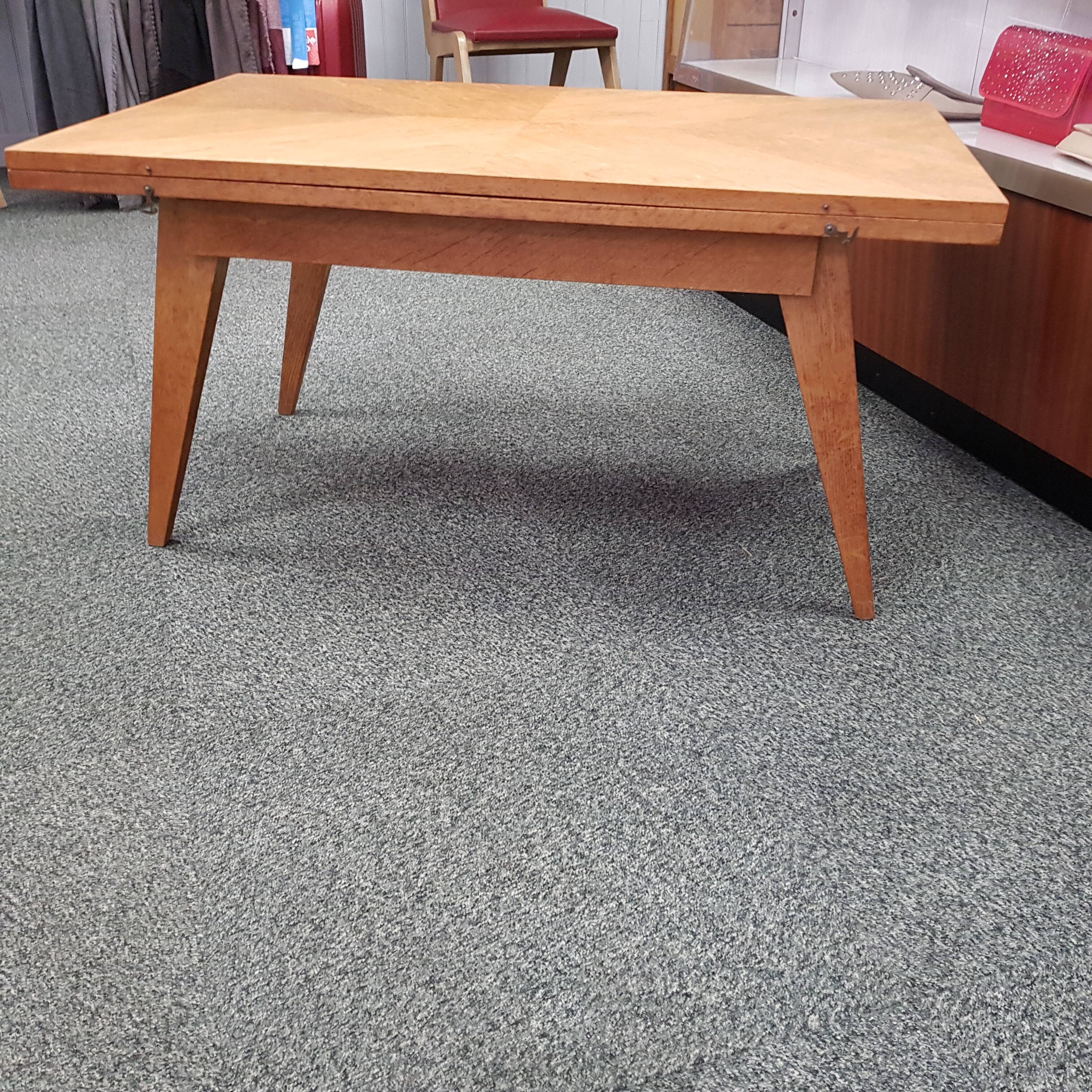 Table modular albert ducrot model junior revelation