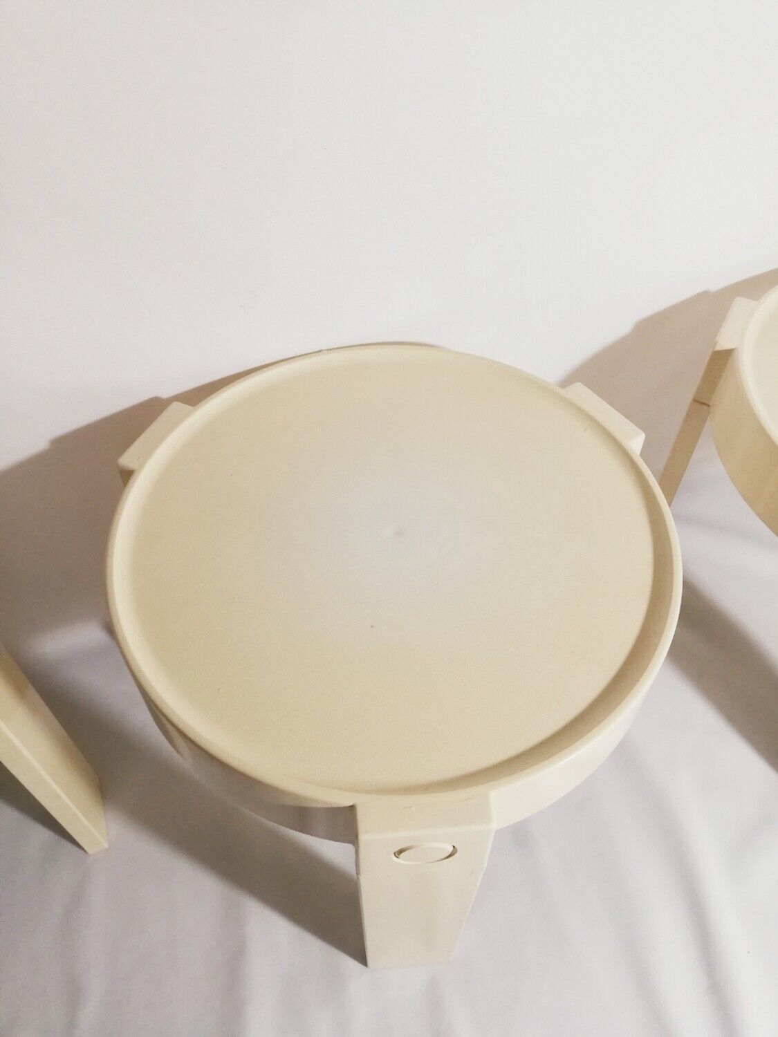 Set of 3 trundle tables 70s