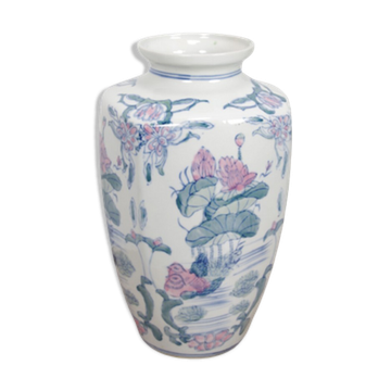 Vintage porcelain vase with pink flowers