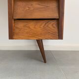 Desk with tapered feet