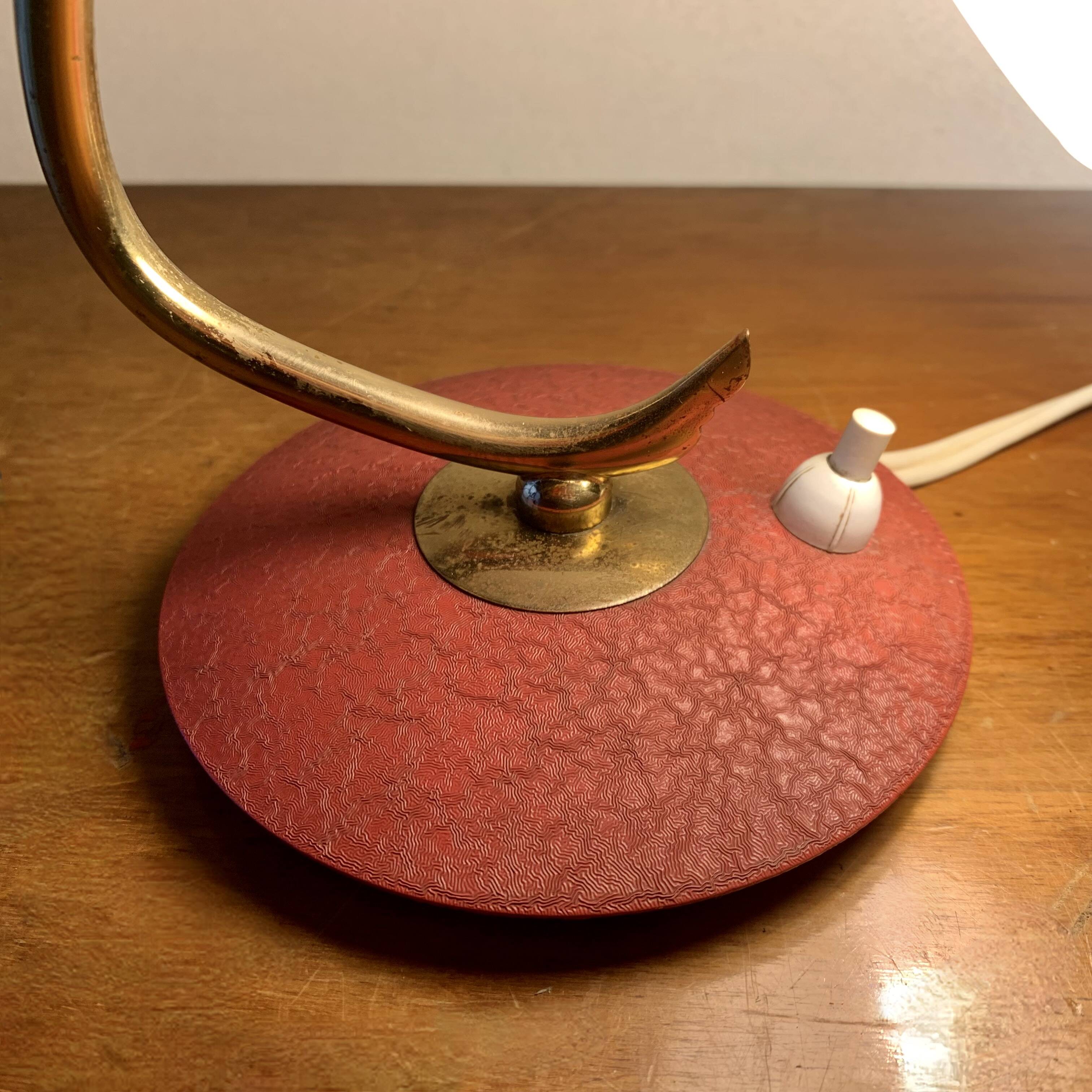 Small vintage bedside lamp in red metal, glass and brass