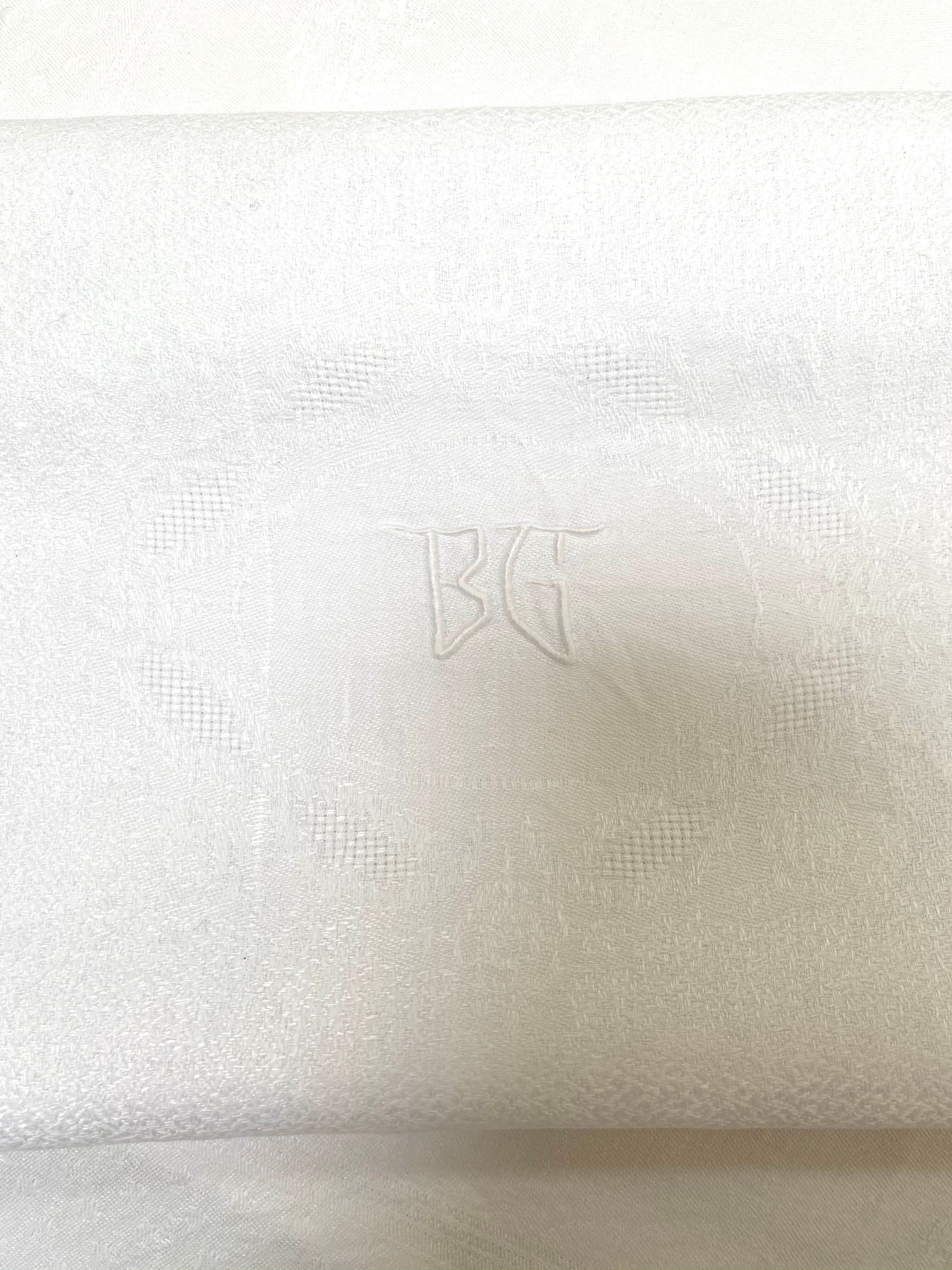 Set of 2 monogram napkins BG and GJ