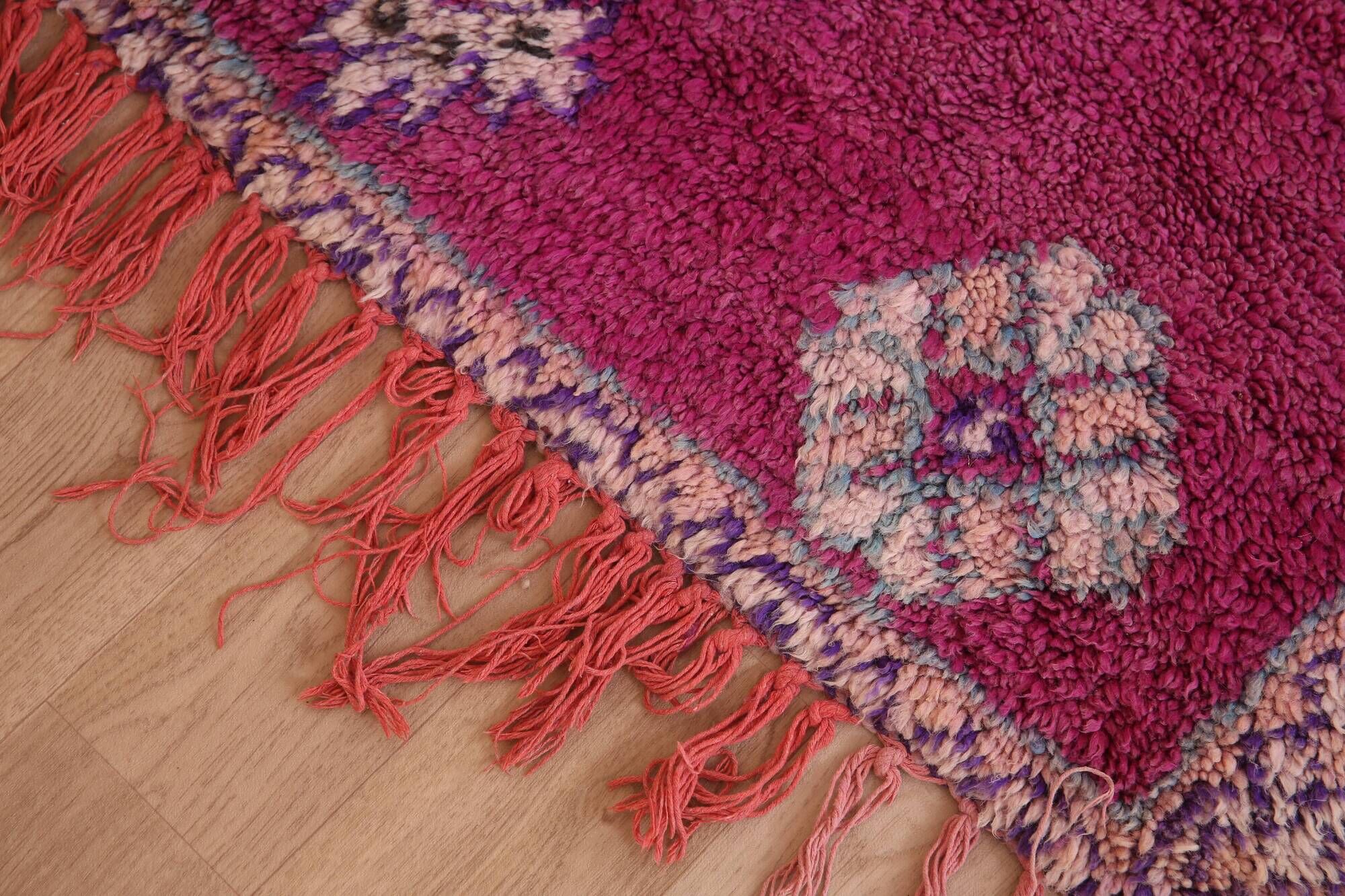 Purple vintage Moroccan Rug 116 x 234 cm, Berber Wool Rug Handmade, Old Rug