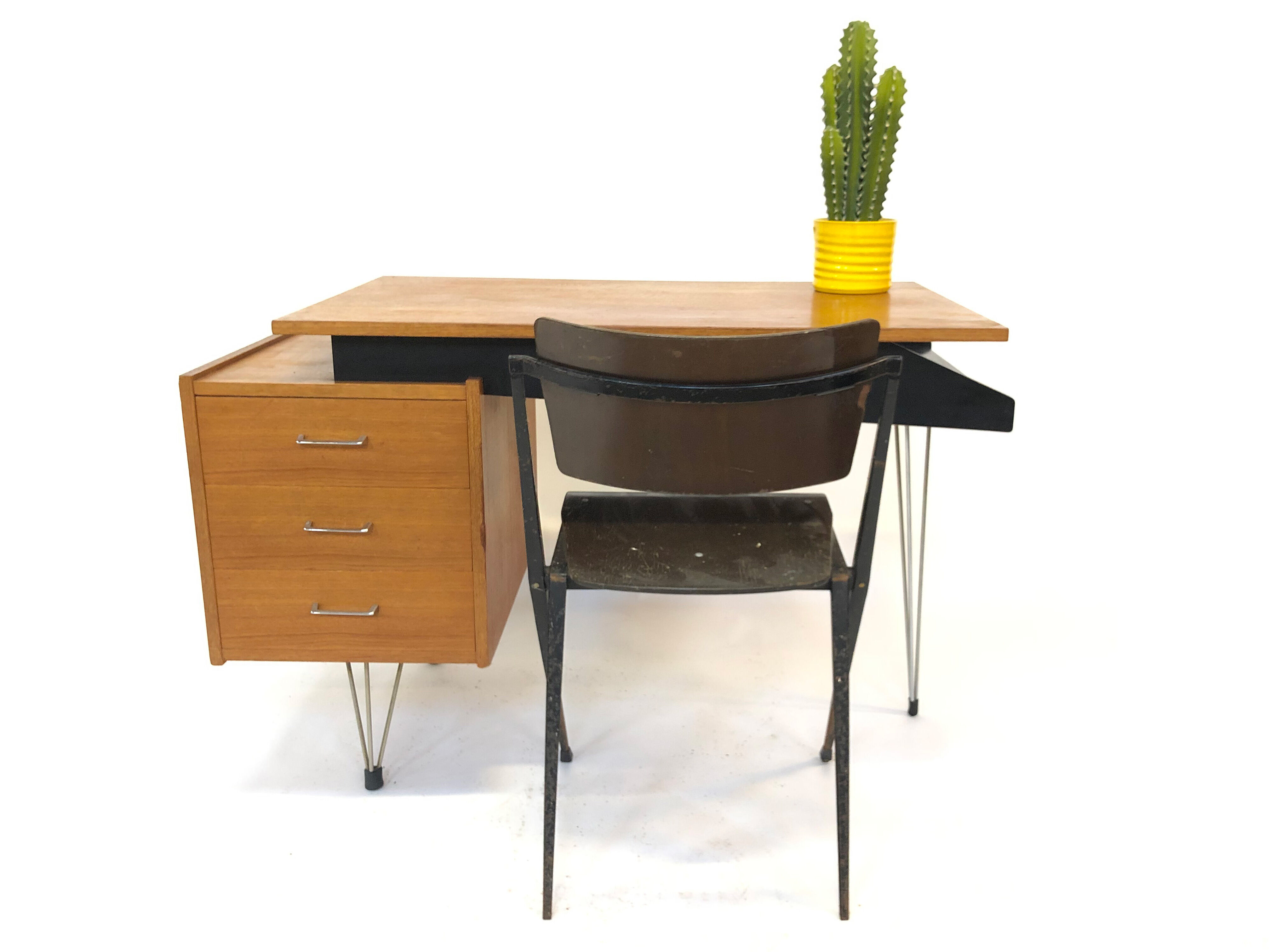 Designer Vintage Pastoe Cees Braakman desk of the 50s teak