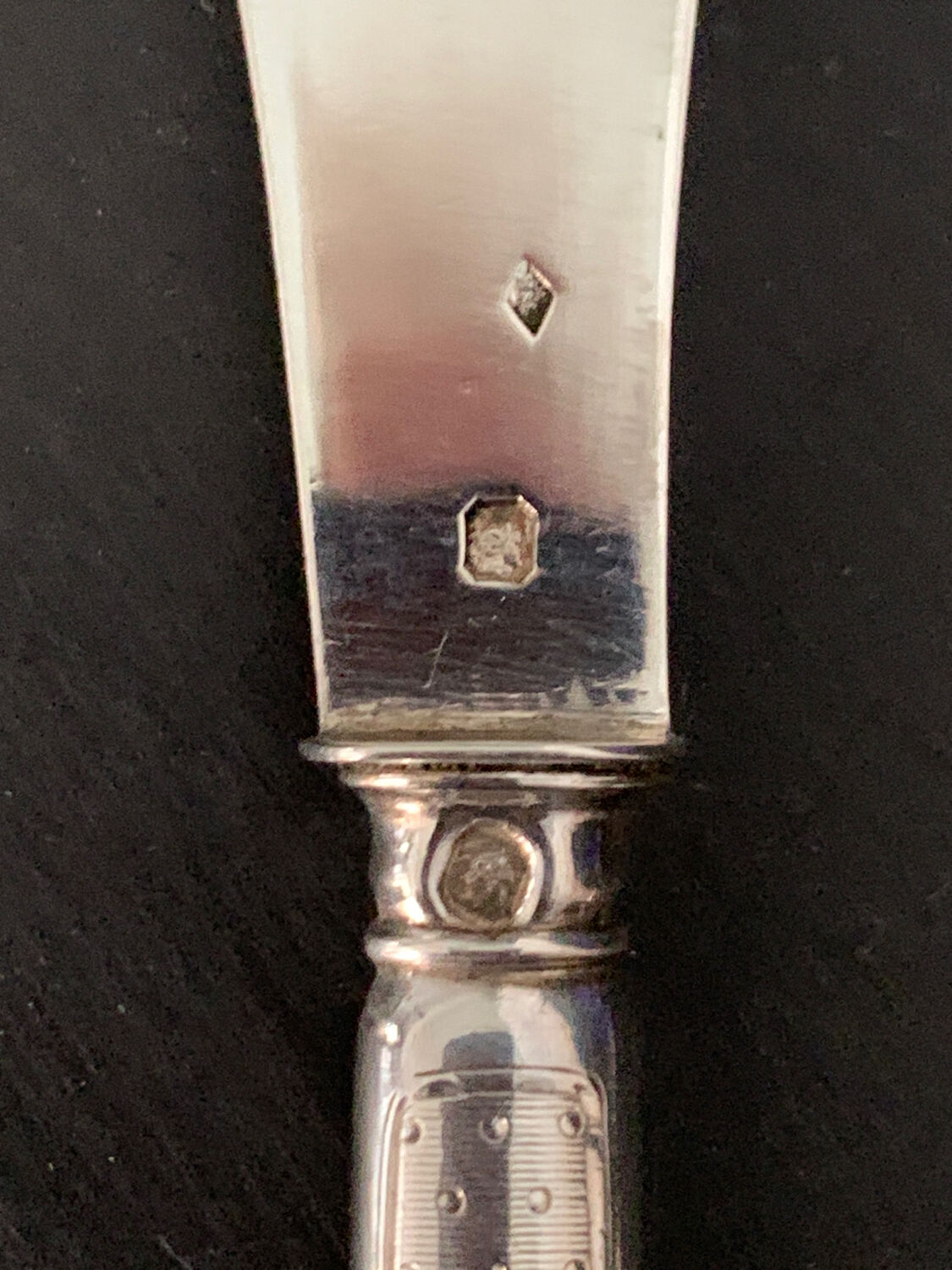 Cash dessert service