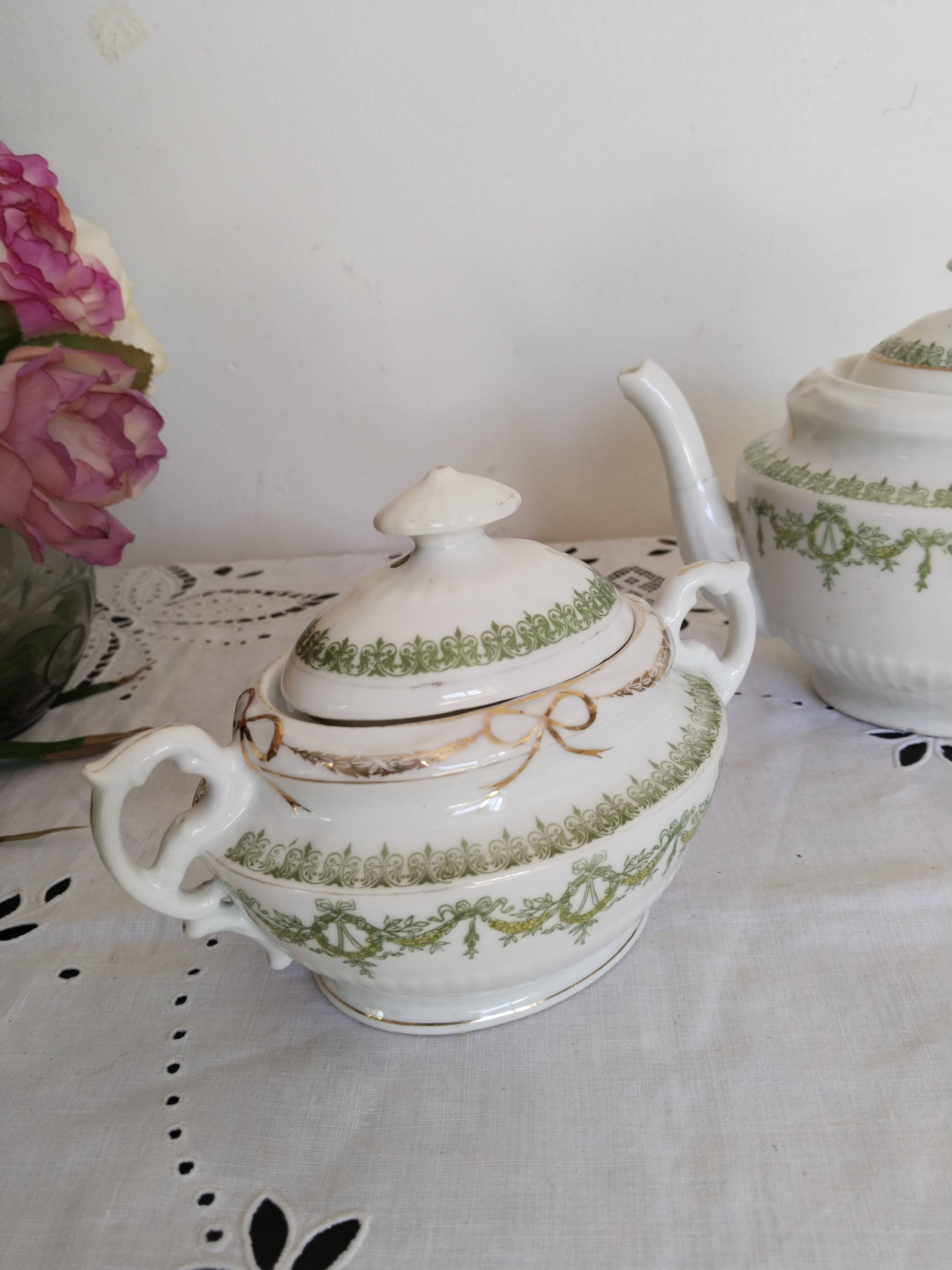 English porcelain tea service, green and gold, antique
