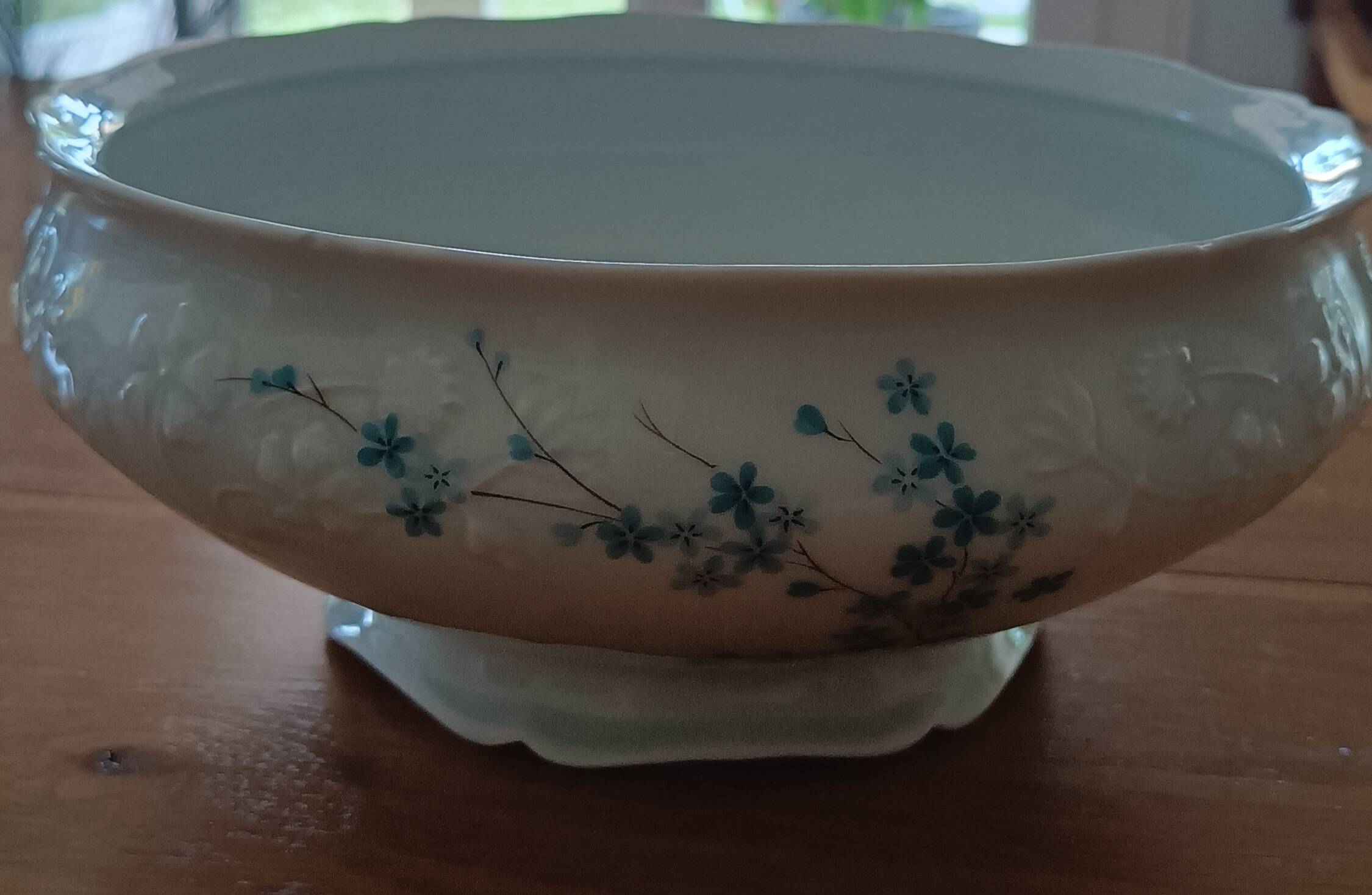 Sologne porcelain dinner service
