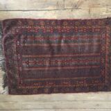 Vintage Persian rug 135cm x 120cm