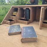 Raw wood secretary