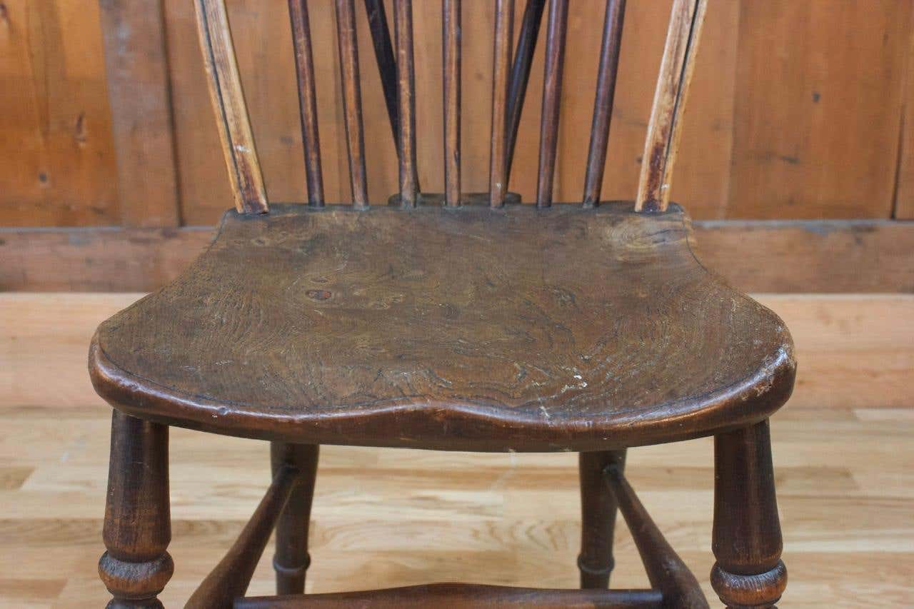Windsor chair in solid wood, england, nineteenth century