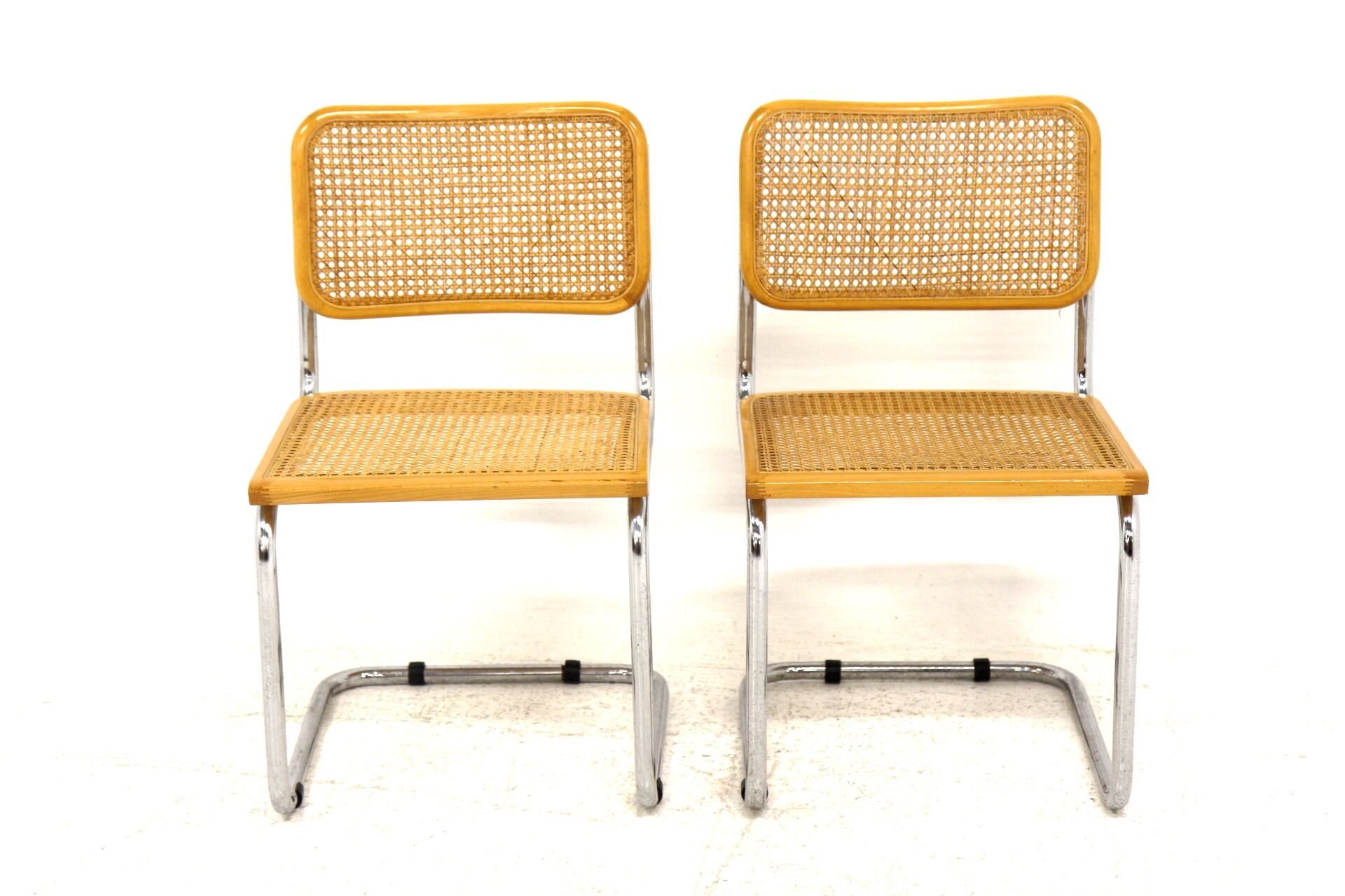 Set de 2 chaises "B32", Marcel Breuer, Italie, 1990