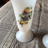 2 vintage Arcopal vases