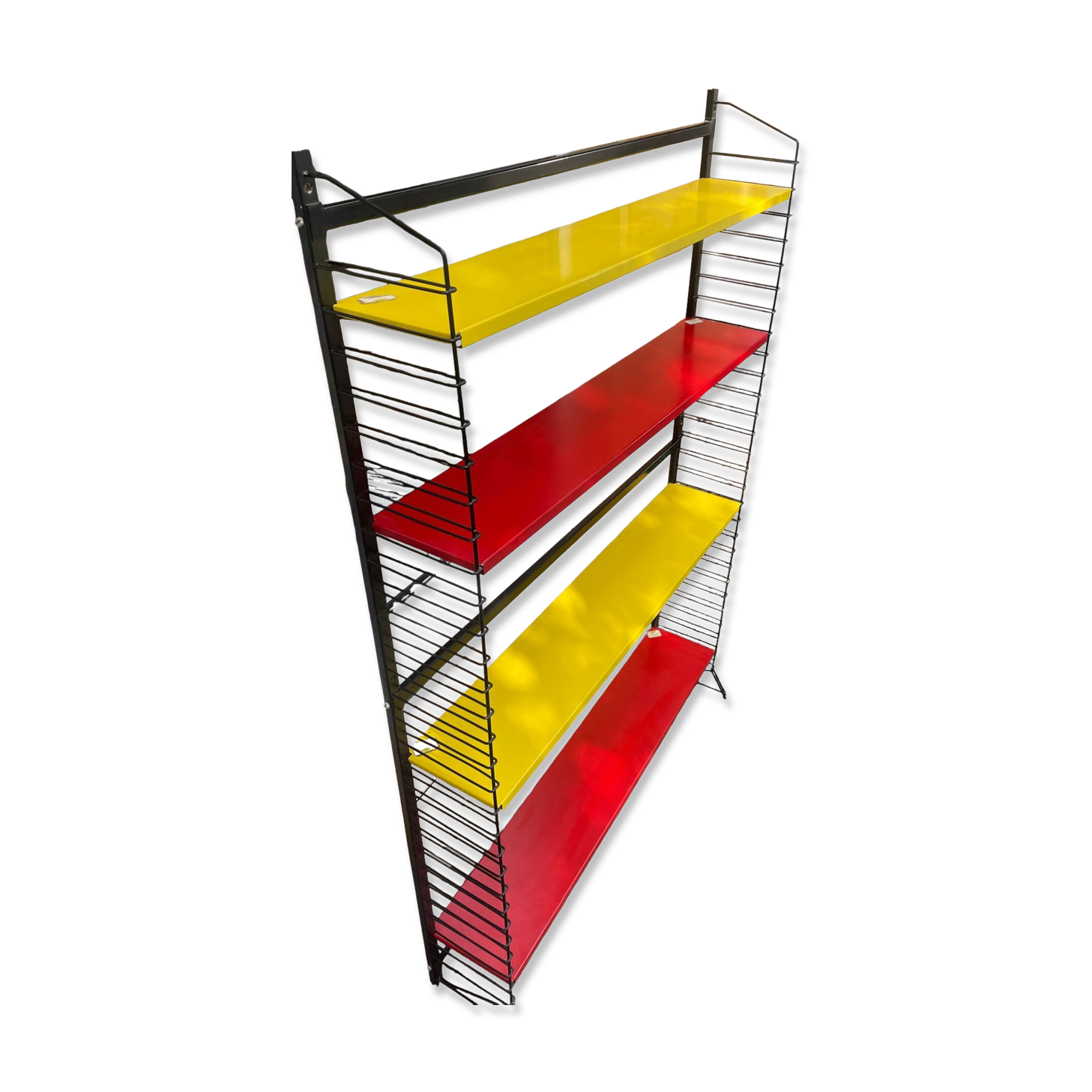 Floor on feet of the brand Drentea Emmen-Holland