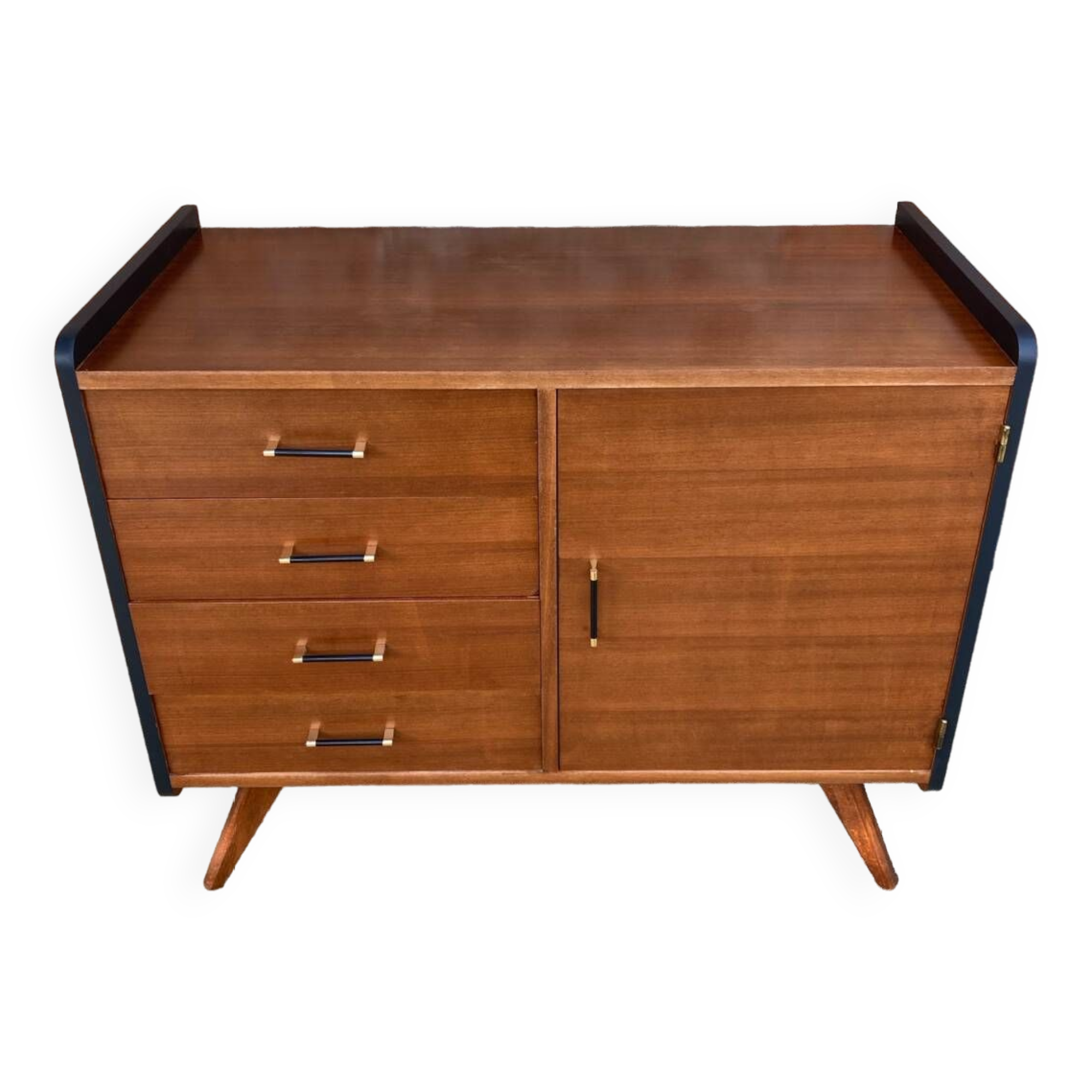 Vintage chest of drawers
