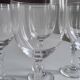 Service de 8 verres à vin en verre ciselé