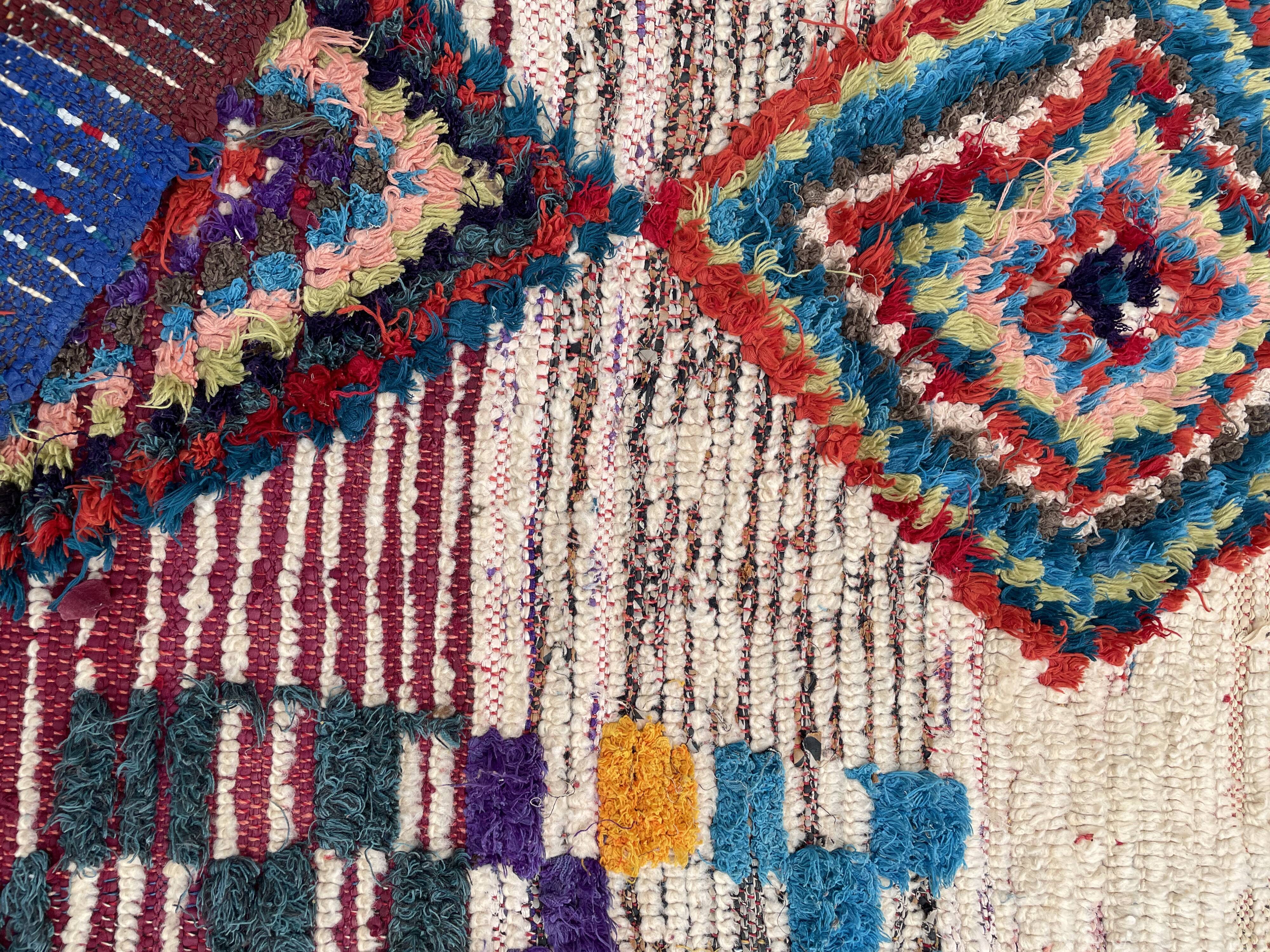 Vintage moroccan carpet berbere boucherouite