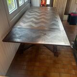 Rustic oak table with extensions