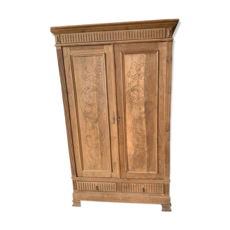 Armoire