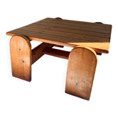 Table basse brutalistes en pin
