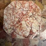 Art Deco ashtray/trinket dish in reddish marble veins