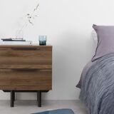 Paire de tables de nuit en bois