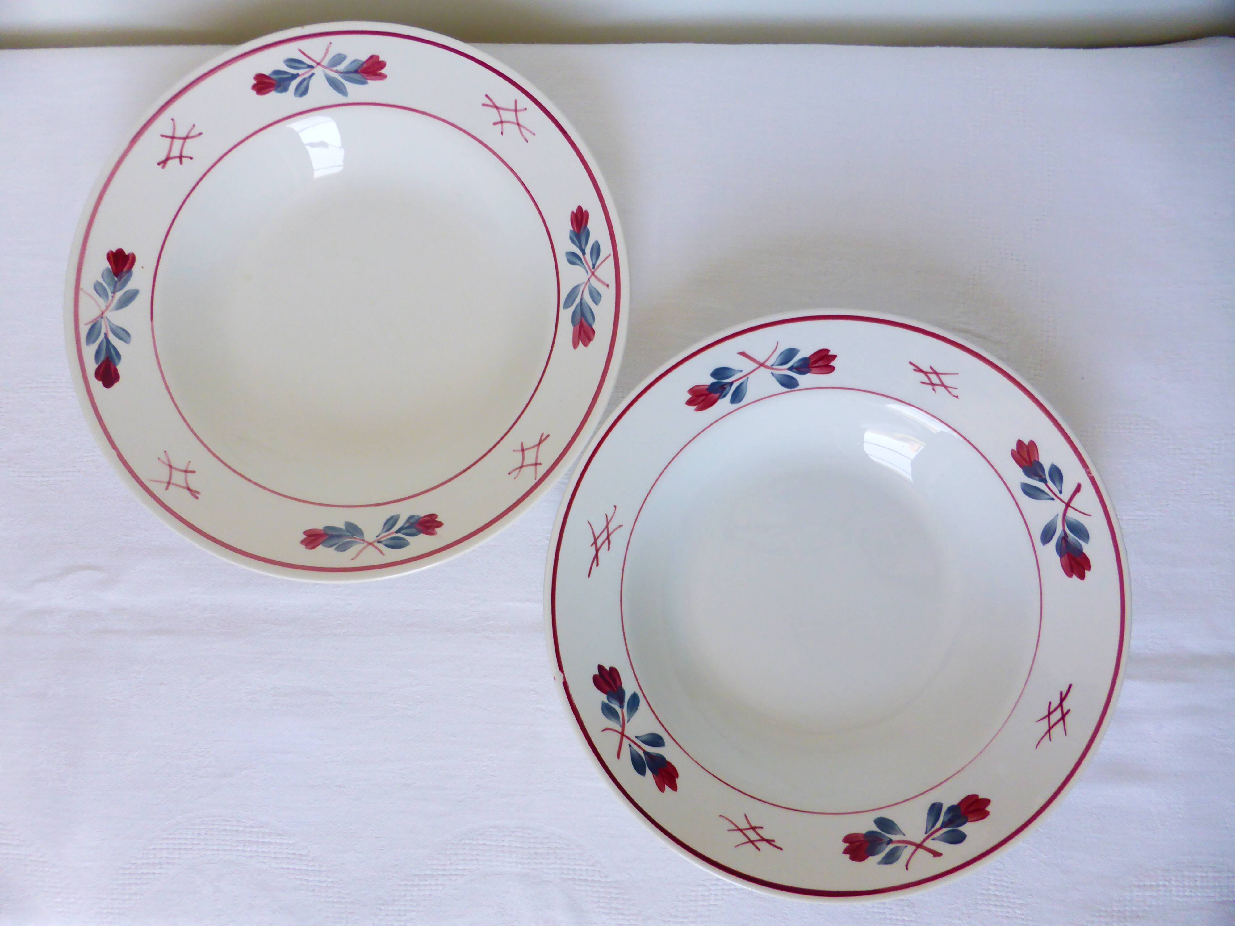 2 assiettes creuses Céranord St Amand Adeline 210604