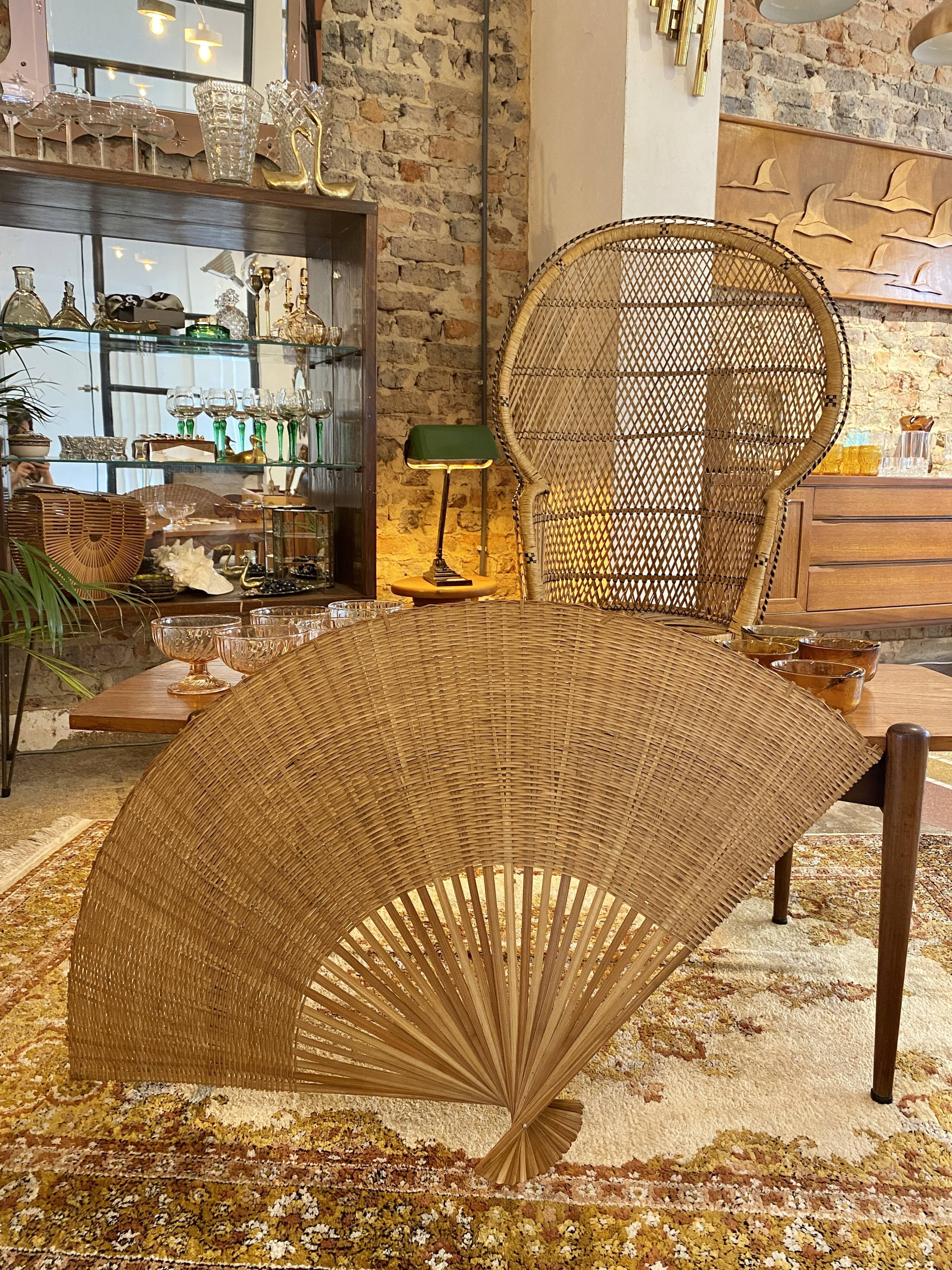 Rattan fan