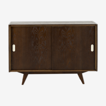 Buffet U-452 par jiri jiroutek pour interier praha, années 60