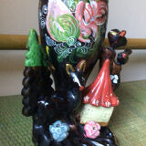 Kitsch vase