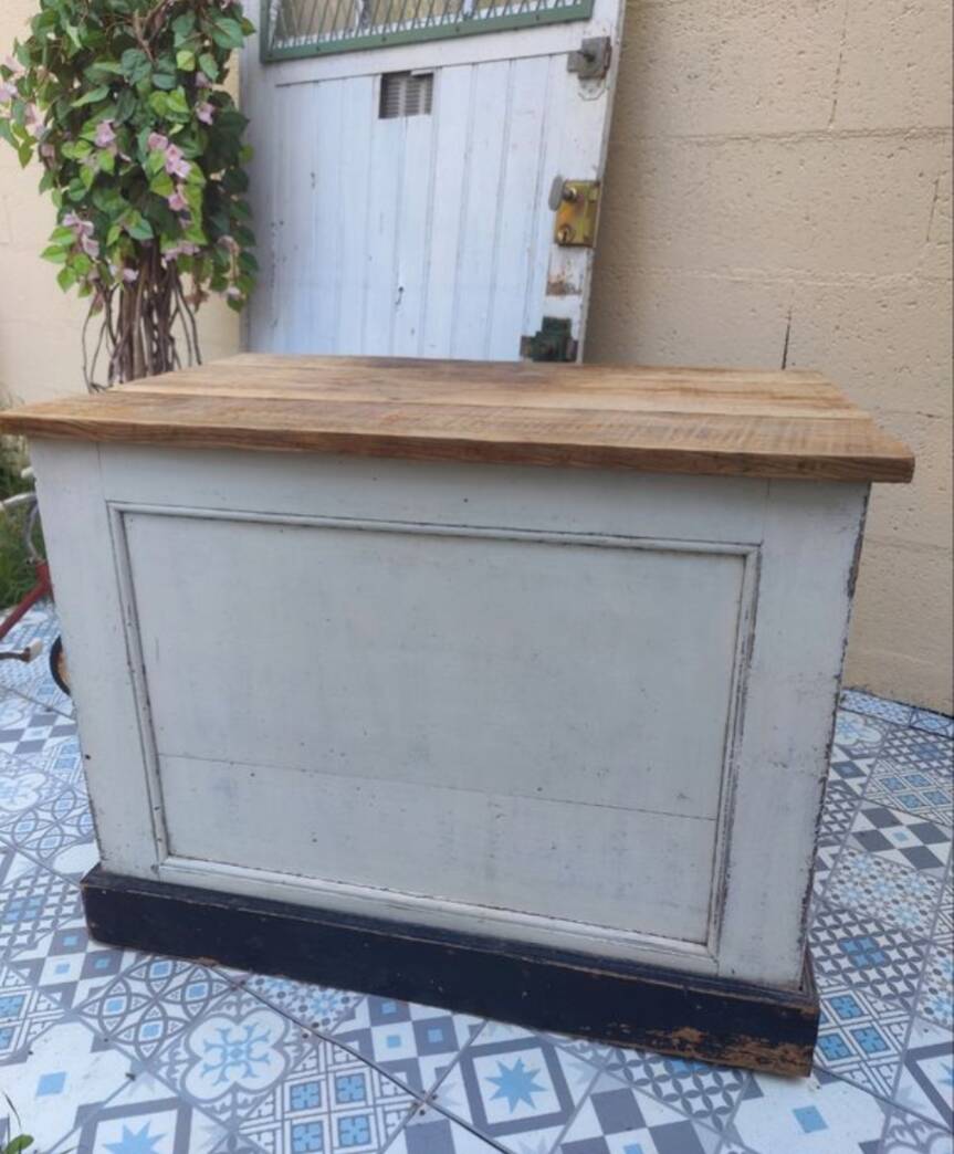 Haberdashery counter