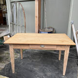 Farm table with 2 drawers