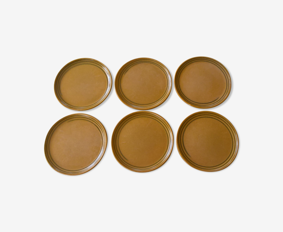 Six assiettes à dessert en grès Sarreguemines