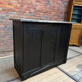 Early 20th century bar counter
