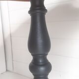 Turntable pedestal table