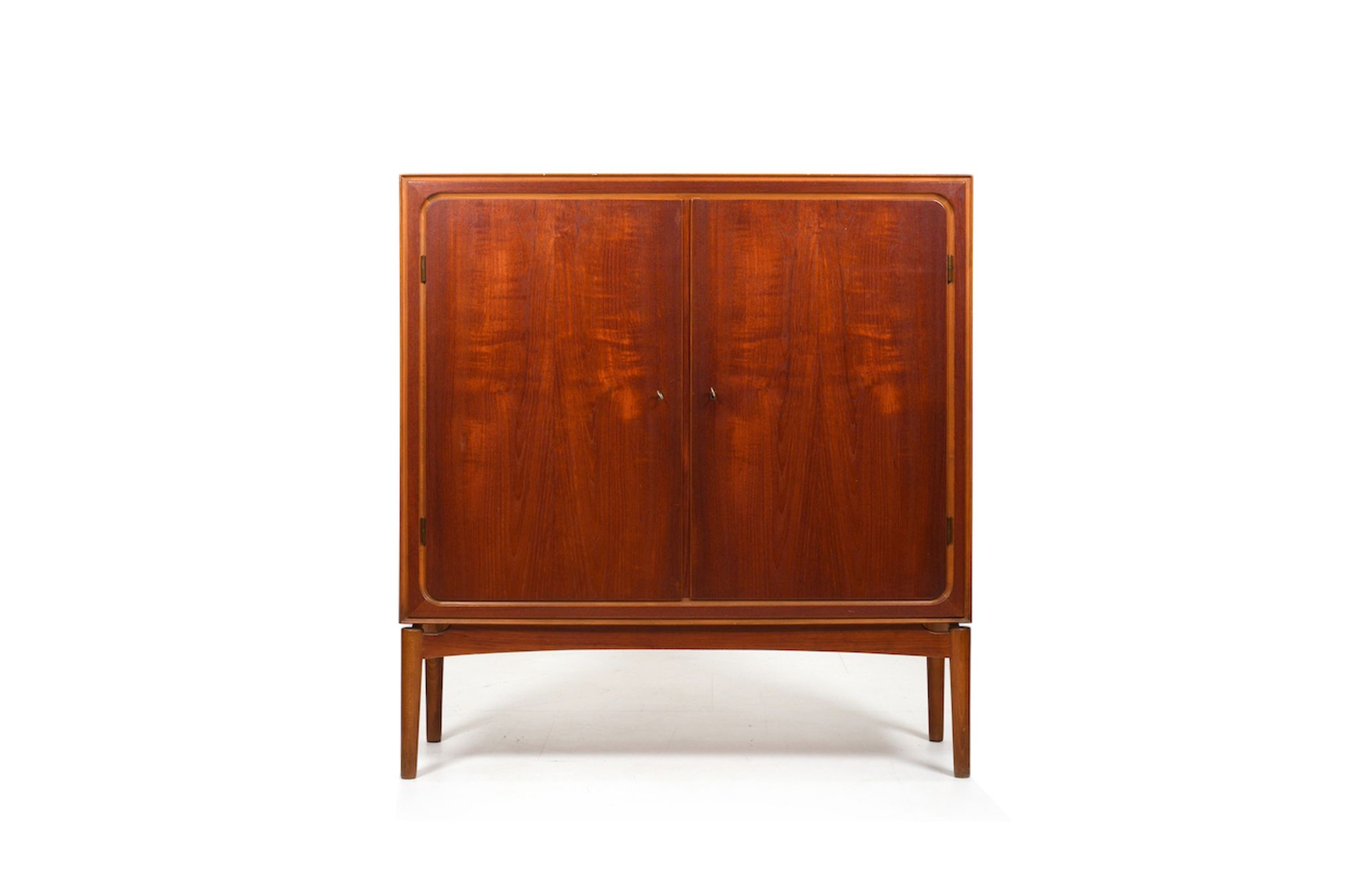 Armoire en teck danois et en bois de bouleau du milieu du siècle