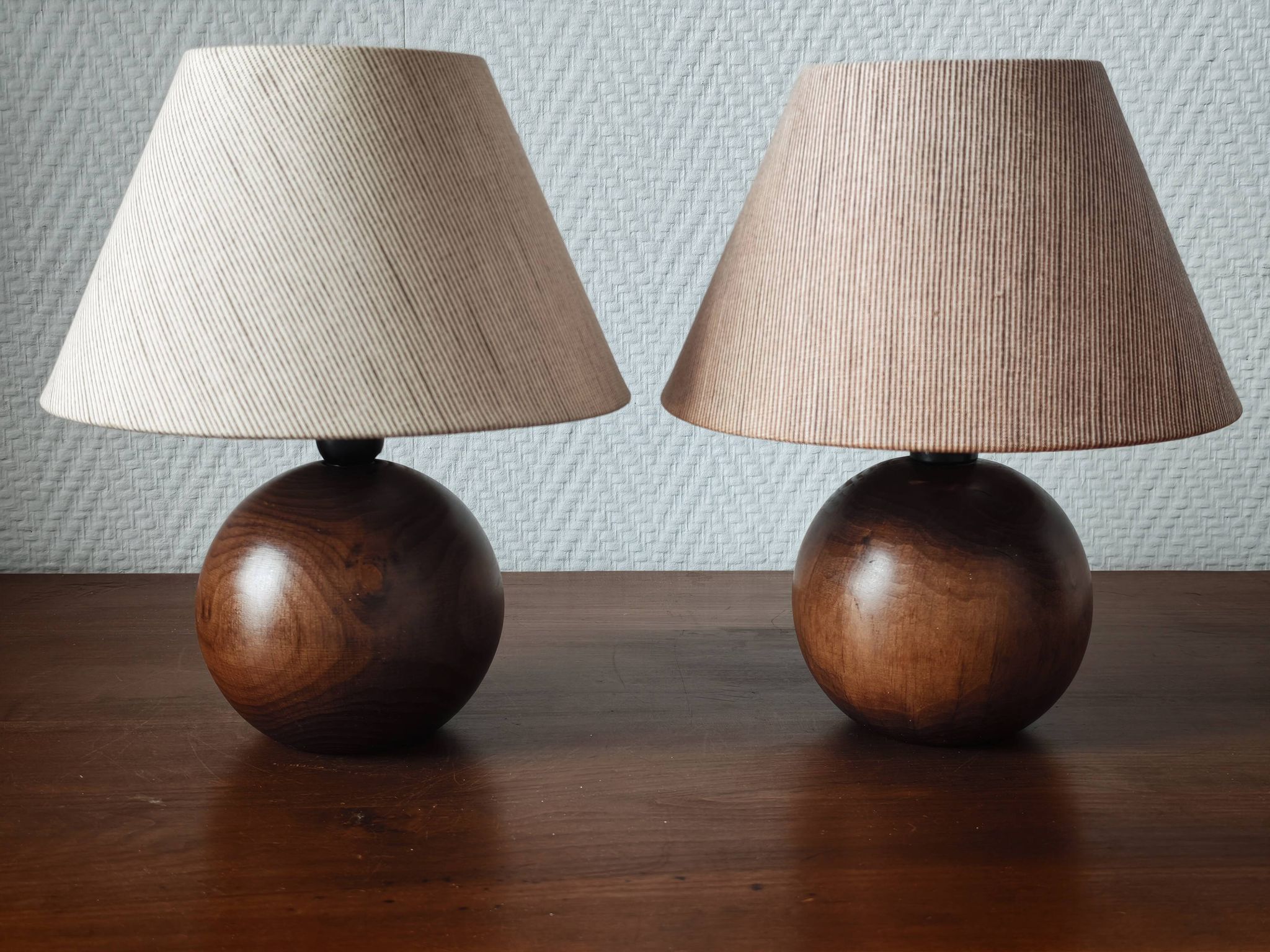 Pair of solid wood ball lamps 1980