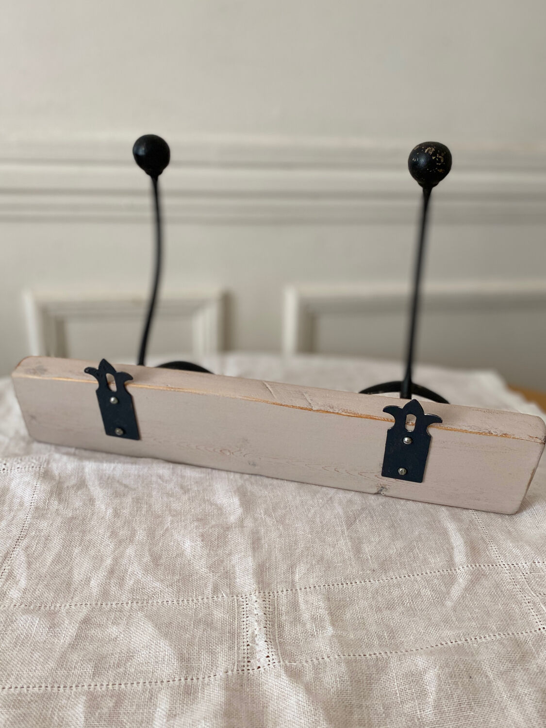 Hook 2 branches wood and metal