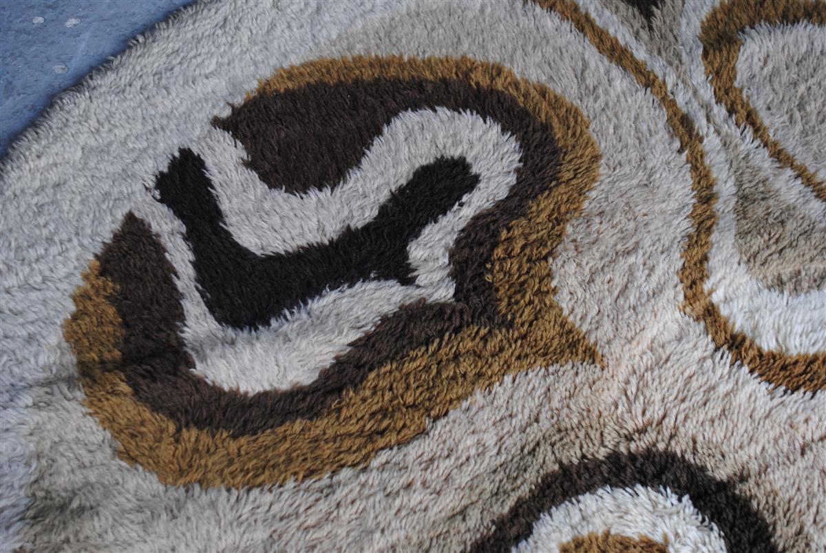 Desso carpet round design vintage 1970 in wool, 190 x 190
