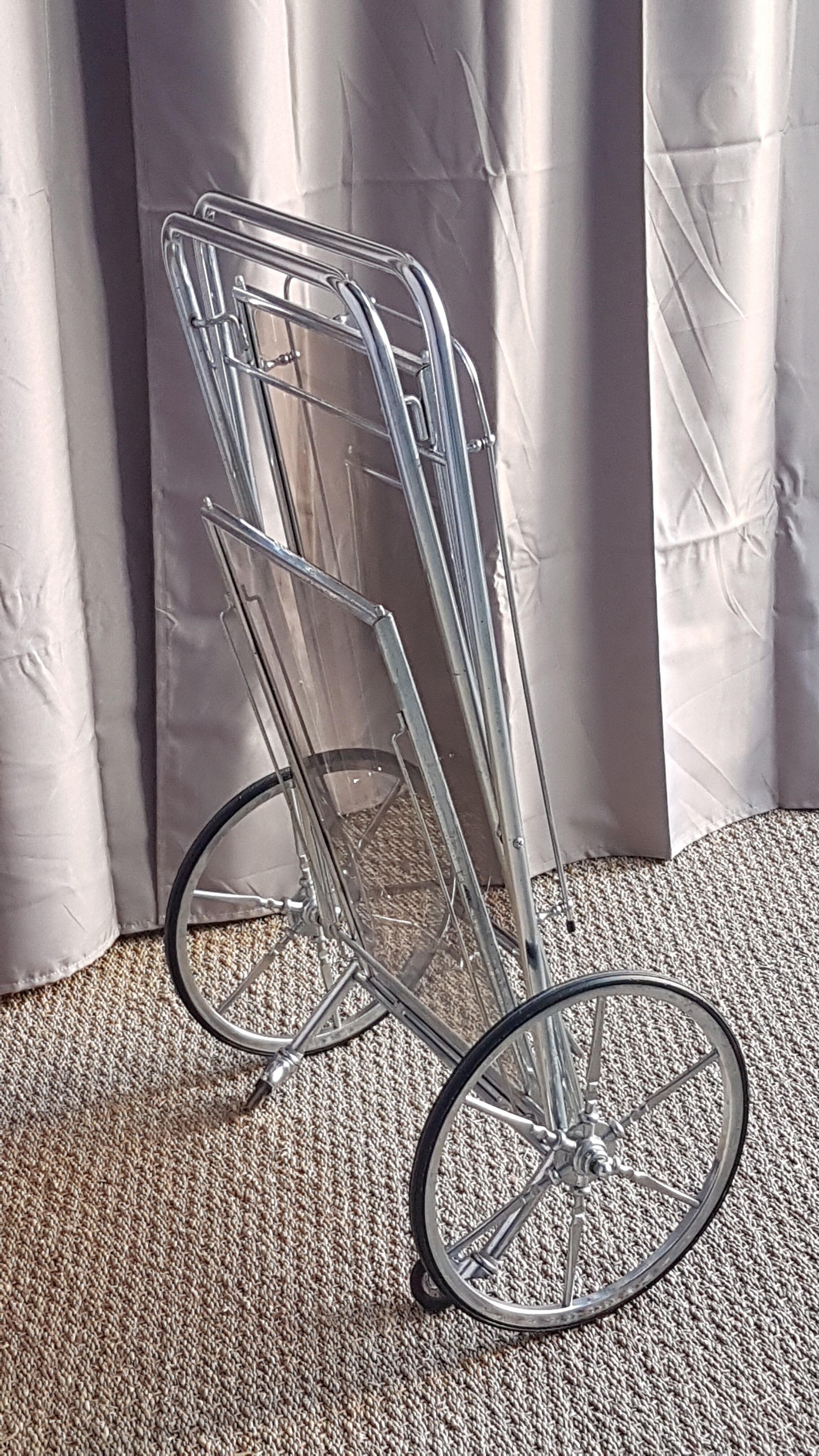 Desserte vintage chromée