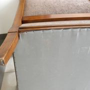 Two-seater canapé in Restoration / Louis-Philippe style – Reupholstered by an artisan.