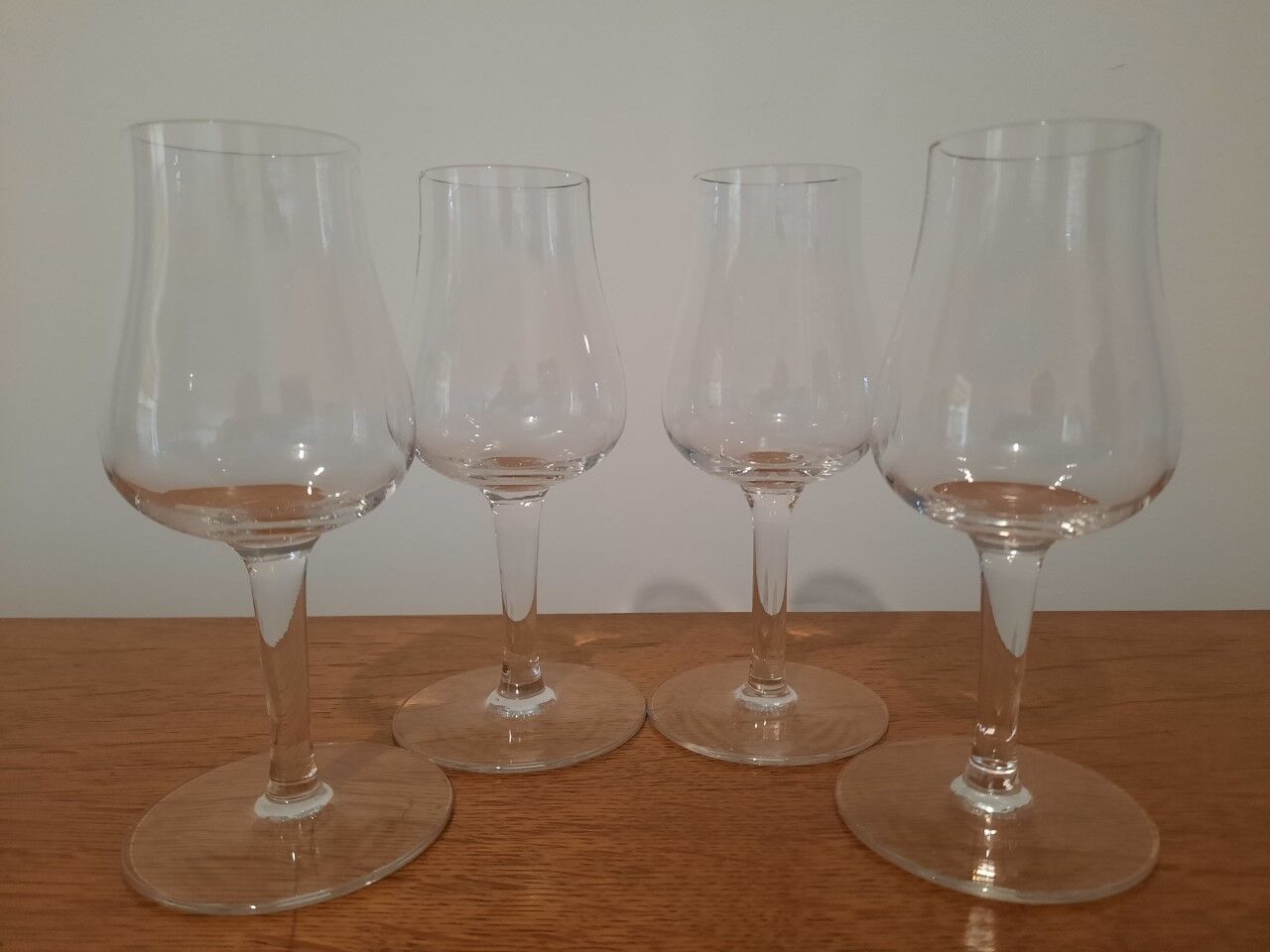 Set of 4 cognac glasses